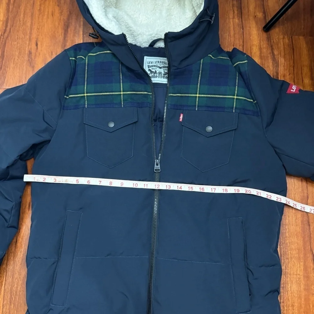 Levis Puffer Vintage Jacket Size Medium